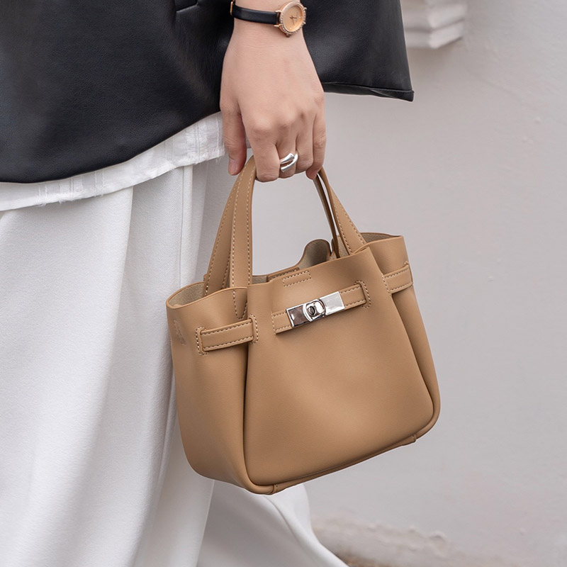 Women's Split Leather Turn-Lock Crossbody Bucket Handbag