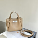 Women's Split Leather Turn-Lock Crossbody Bucket Handbag