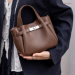 Women's Split Leather Turn-Lock Crossbody Bucket Handbag