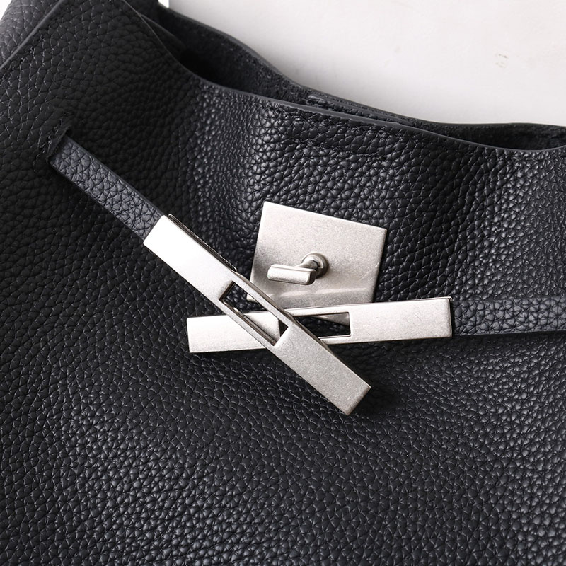 Women's Full-Grain Leather Structured Lock Crossbody Shoulder Hobo Bag