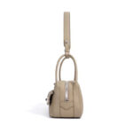 Sac à main à bandoulière en cuir pleine fleur avec poches frontales à double boucle pour femmes