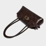 Damen Mikrofaser Leder Gürtelschnalle Detail Schultertasche Baguette Tasche mit Crossbody Strap