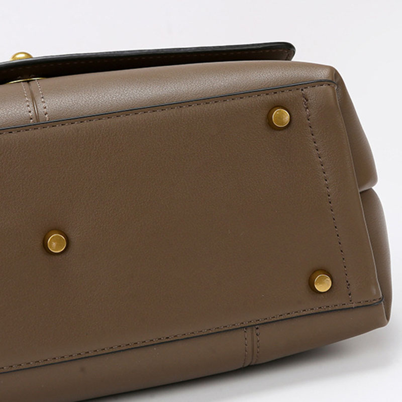 Sacoche en cuir microfibre à rabat et à poignée supérieure pour femmes, avec accessoires dorés