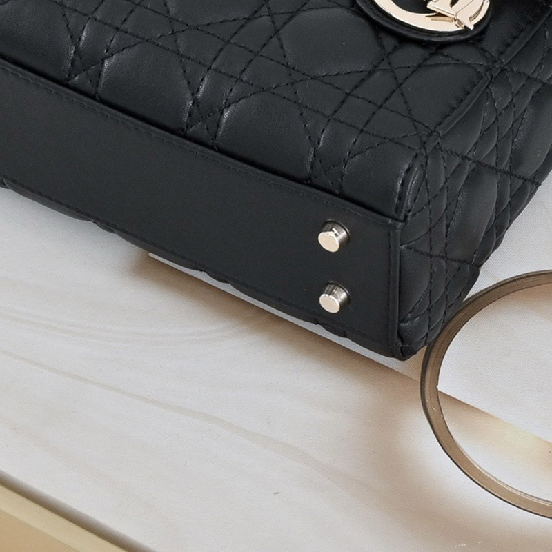 Women's Quilted Lambskin Top Handle Small Tote Bags