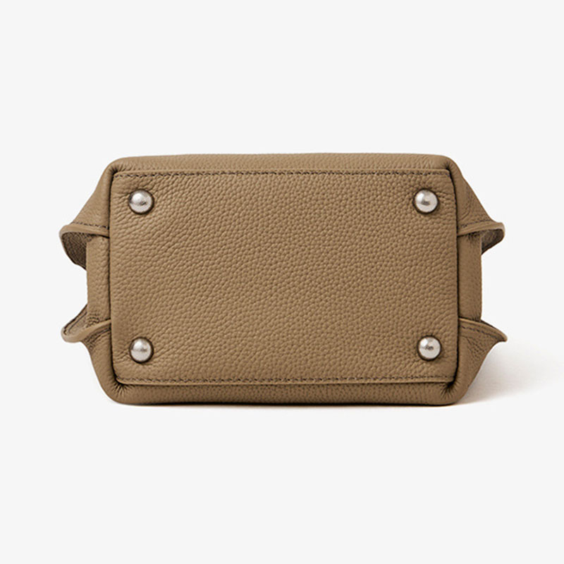 Women's Full-Grain Leather Pebble Hardware Top Handle Shoulder Bag
