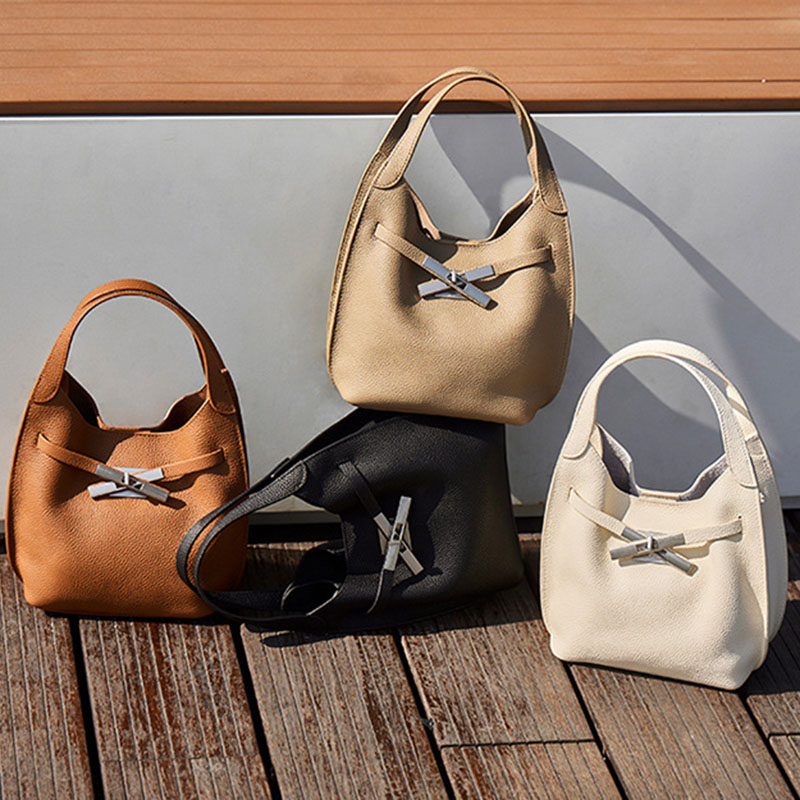 Women's Full-Grain Leather Pebble Hardware Top Handle Shoulder Bag