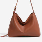 Sac hobo à bandoulière en cuir vegan texturé pour femme