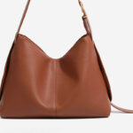 Sac hobo à bandoulière en cuir vegan texturé pour femme