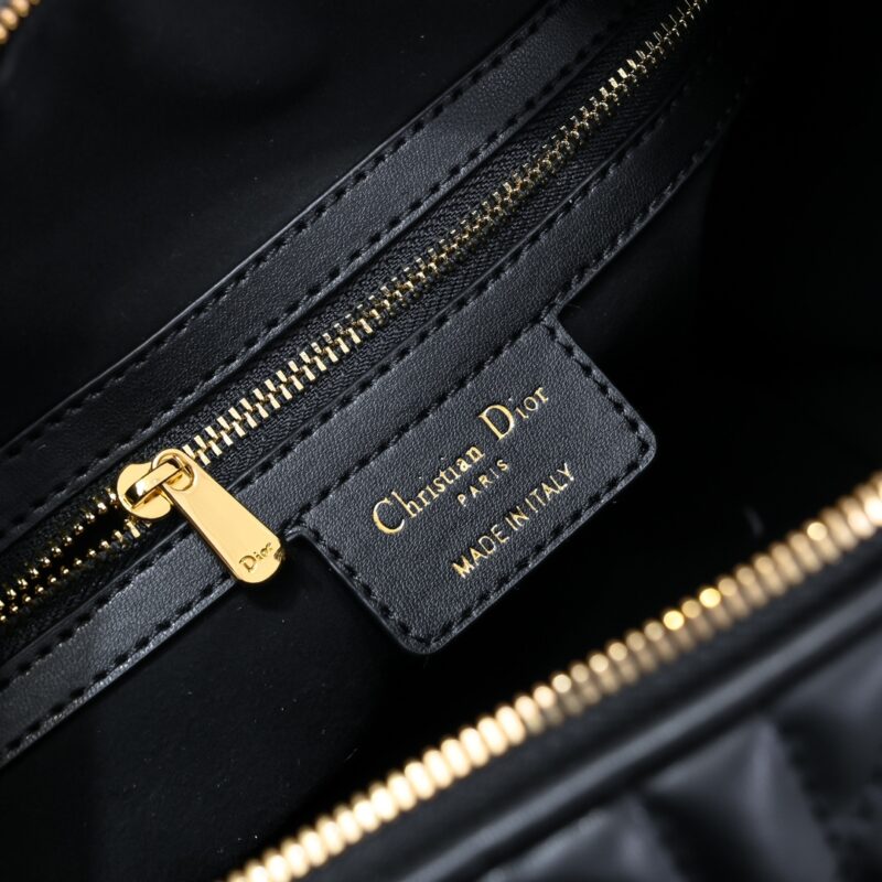 Women's Quilted Cowhide Leather Top Handle Boston Bags 25 - Gold Hardware