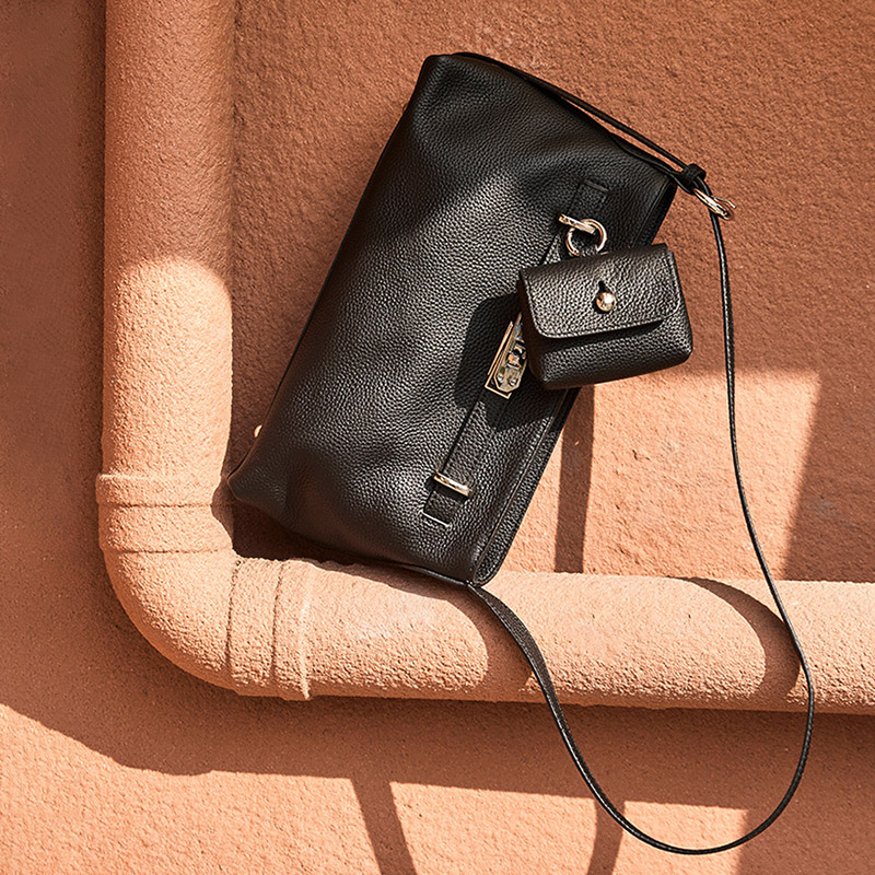 Women's Full Grain Leather Pebbled Lock Shoulder Crossbody Bag