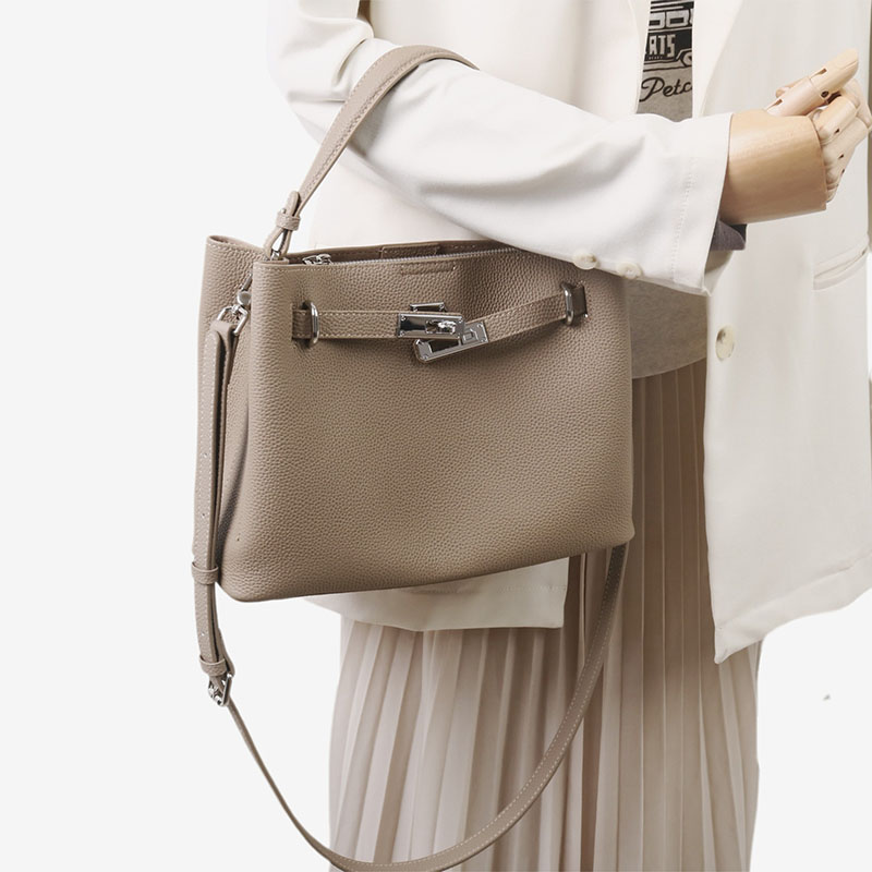 Women's Full-Grain Leather Pebbled Lock Shoulder Crossbody Bucket Handbag