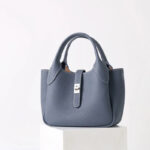 Women's Full-Grain Leather Pebbled Shoulder Crossbody Bucket Handbag