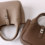 Women's Full-Grain Leather Pebbled Shoulder Crossbody Bucket Handbag