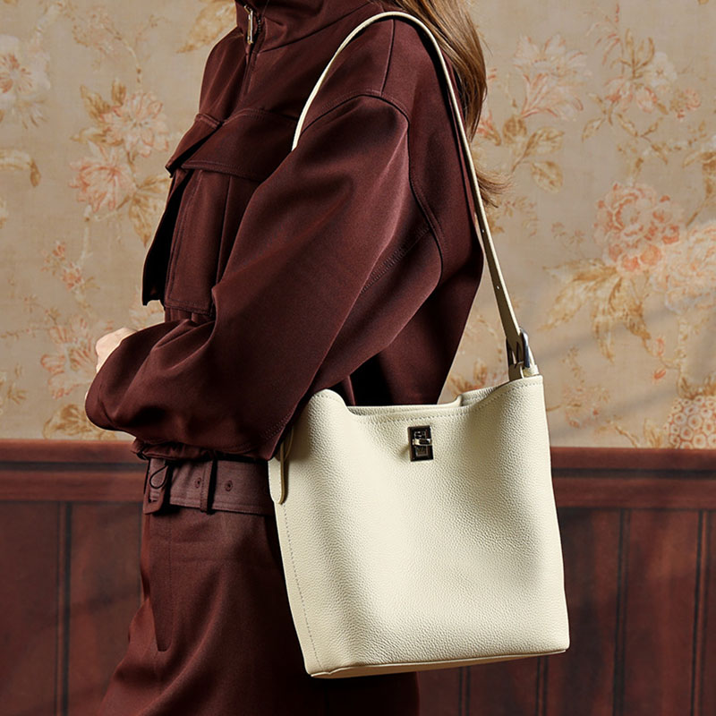 Women's Full-Grain Leather Textured Turn-Lock Shoulder Bucket Bag