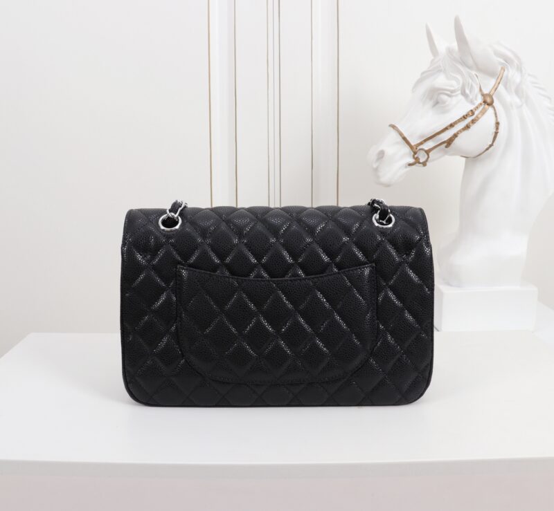Women's Pebbled Cowhide Leather Quilted Chains Bags - Silver Hardware