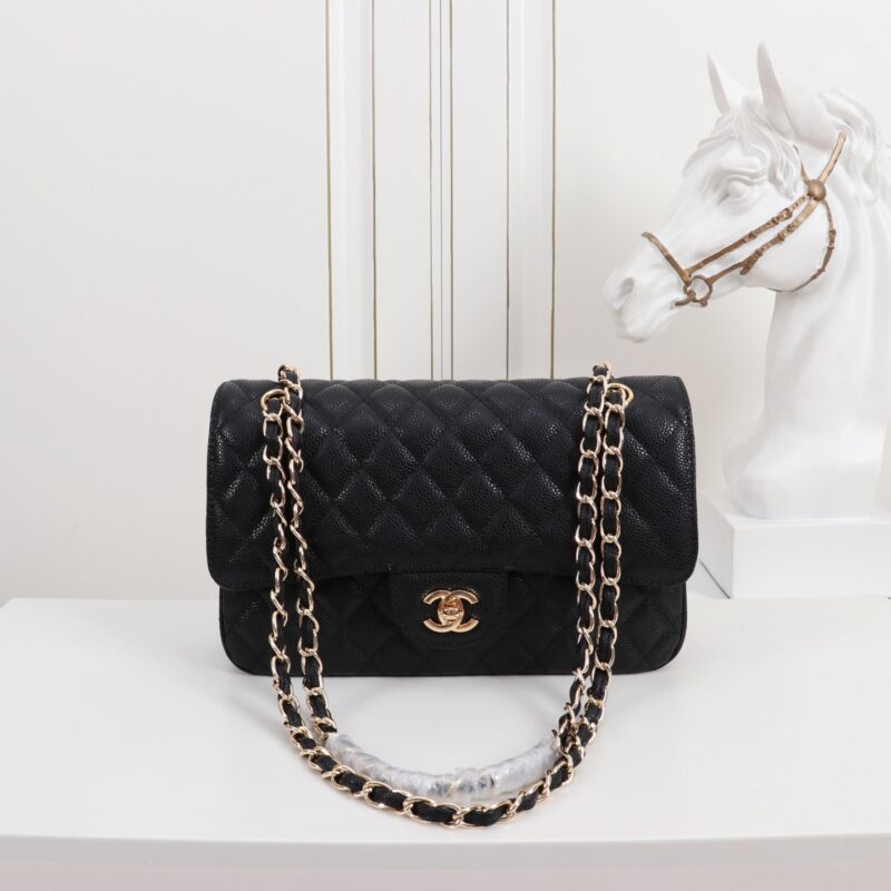 Women's Pebbled Cowhide Leather Quilted Chains Bags - Gold Hardware
