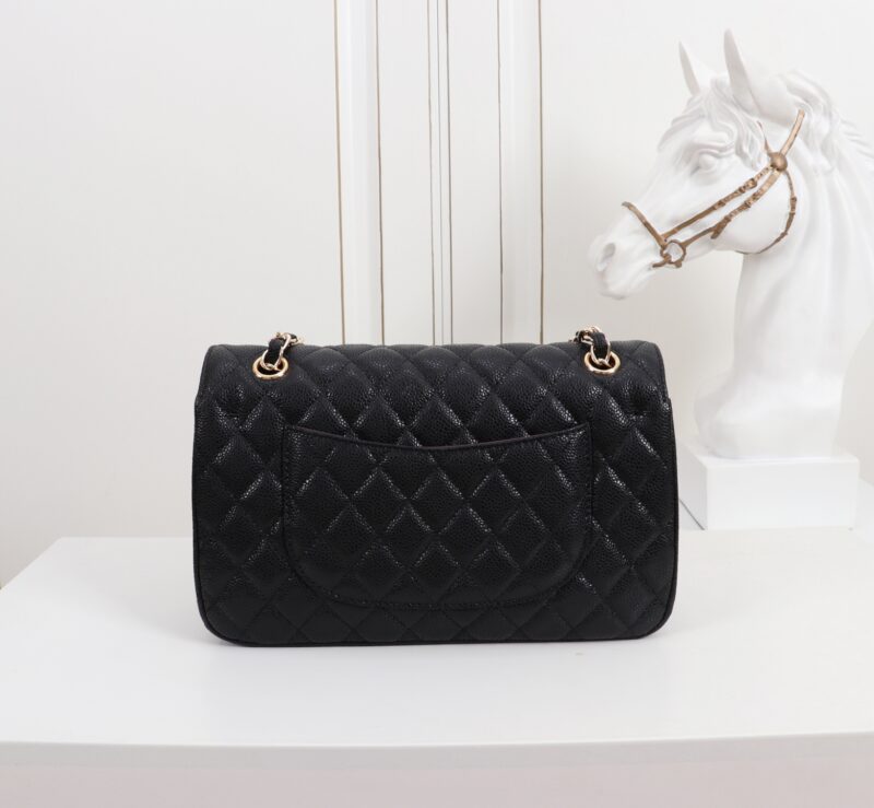 Women's Pebbled Cowhide Leather Quilted Chains Bags - Gold Hardware