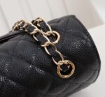 Women's Pebbled Cowhide Leather Quilted Chains Bags - Gold Hardware