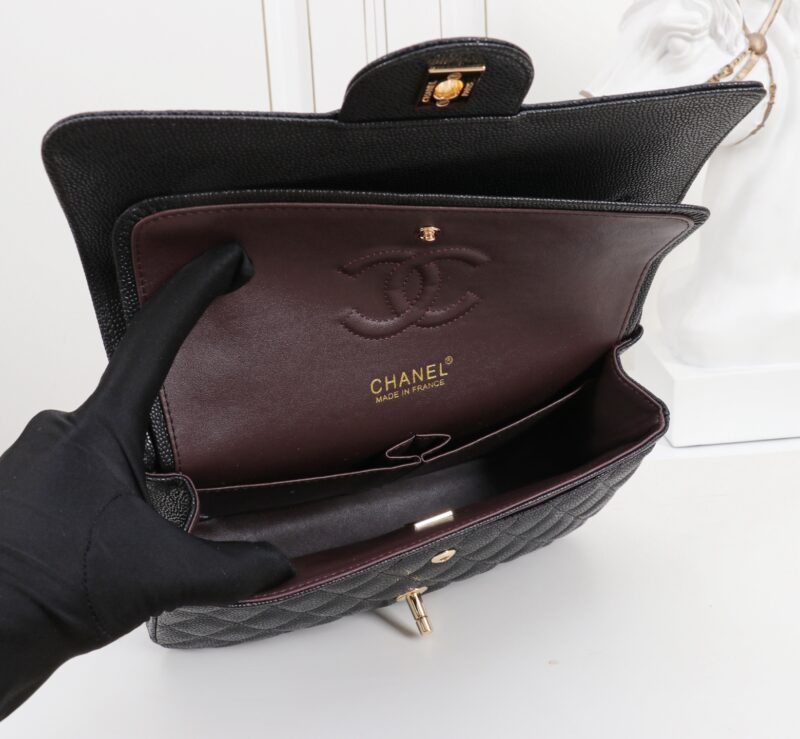 Women's Pebbled Cowhide Leather Quilted Chains Bags - Gold Hardware