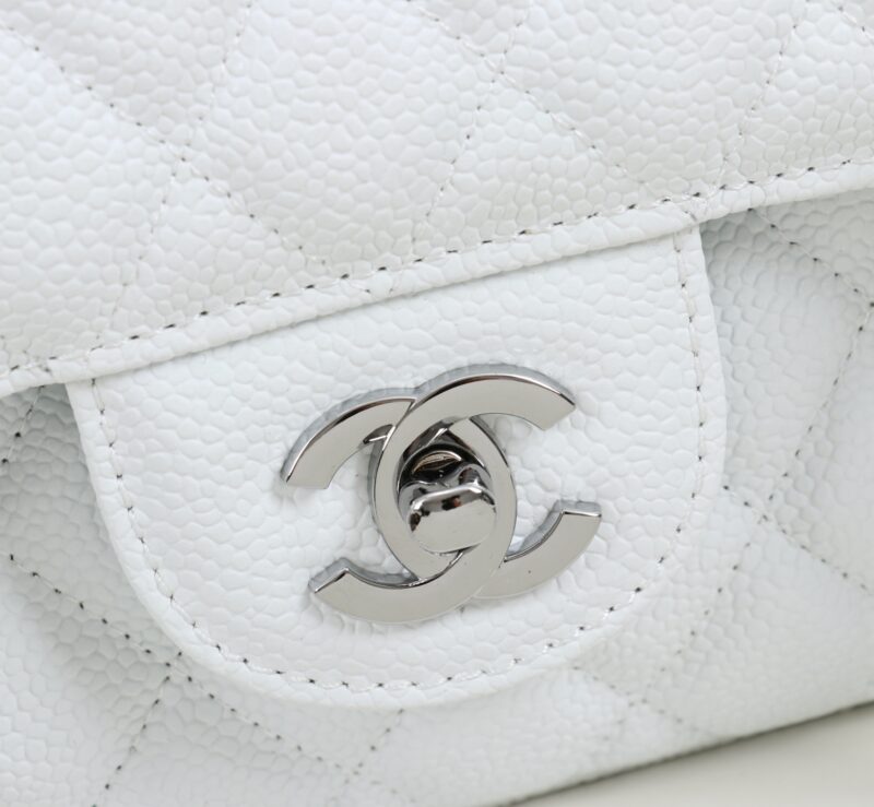 Women's Pebbled Cowhide Leather Quilted Chains Bags - Silver Hardware