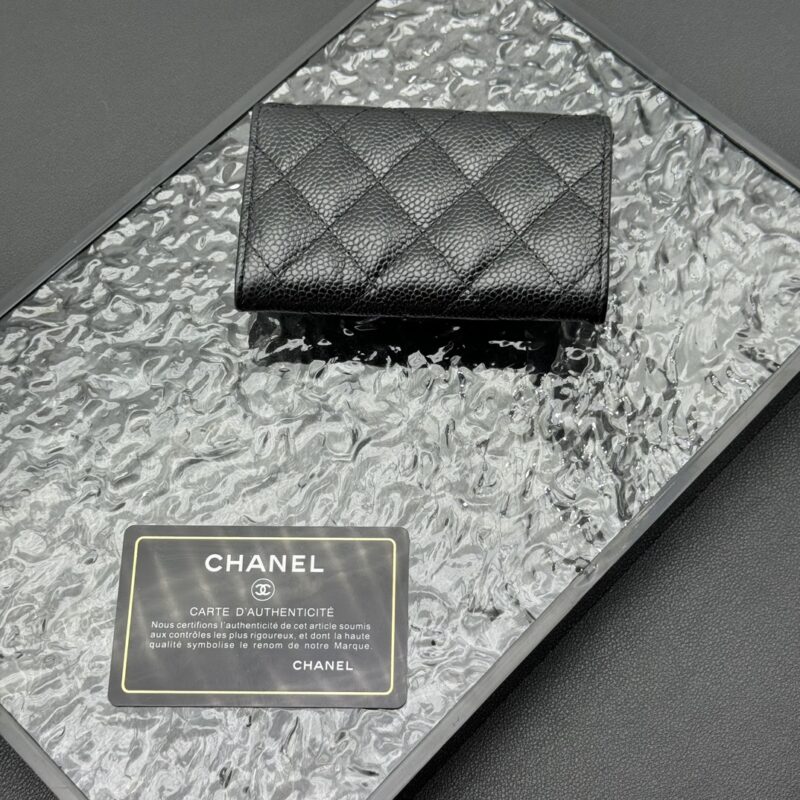 Women's Pebbled Lambskin Quilted Flap Wallets Card Holders