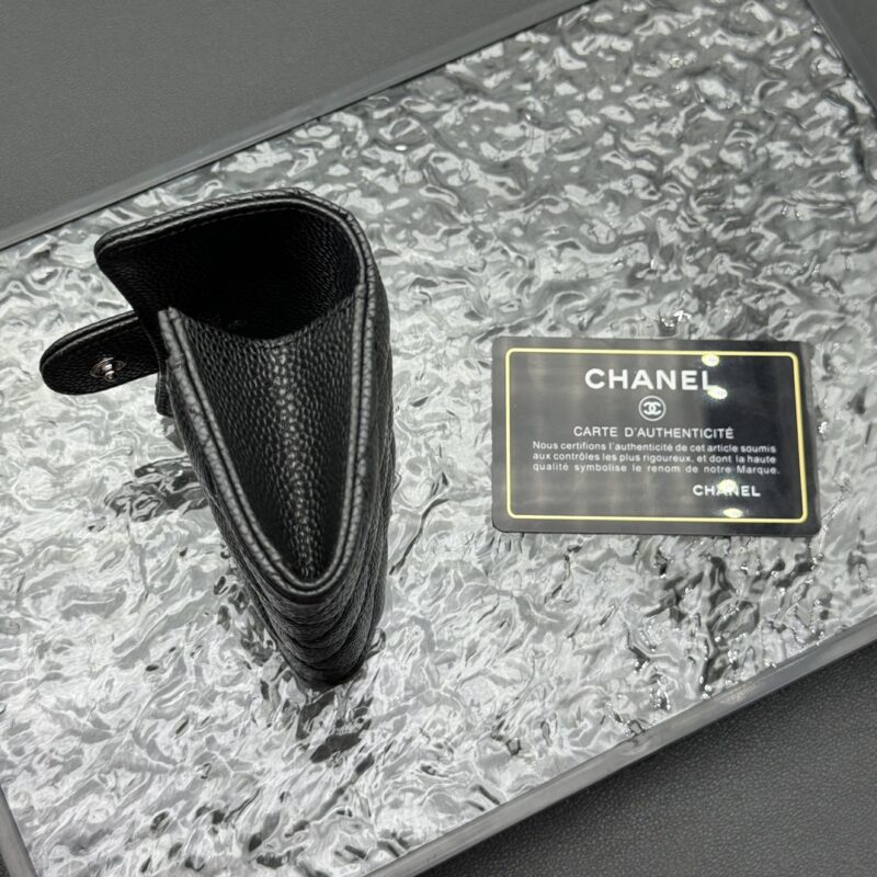 Women's Pebbled Lambskin Quilted Flap Wallets Card Holders