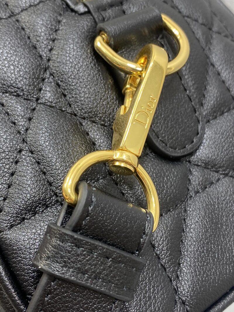 Women's Calfskin Quilted Groove Top Handle bags 20