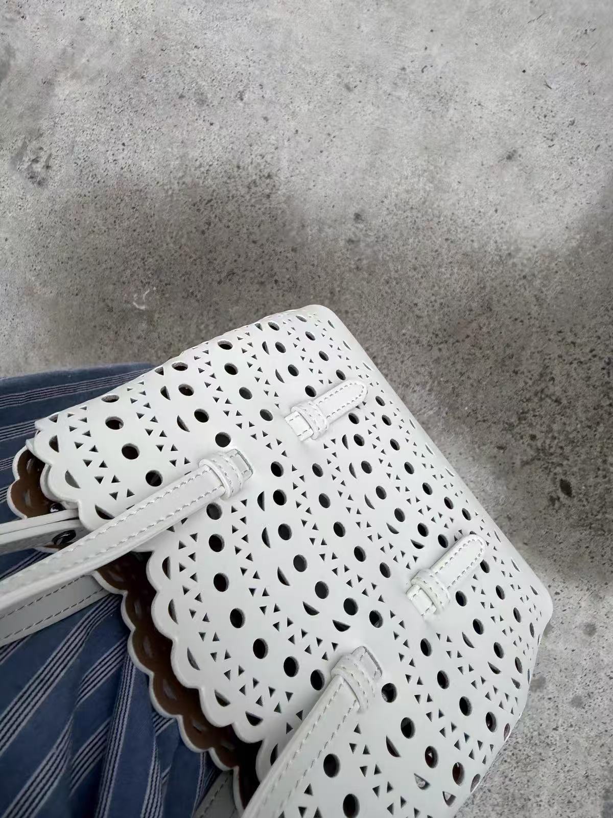 Women's Split Leather Perforated Crossbody Tote Bag photo review