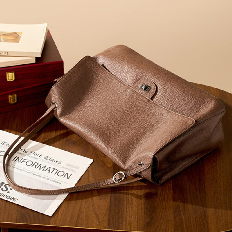 Women's Full-Grain Leather Pebbled Flap Lock Shoulder Bag