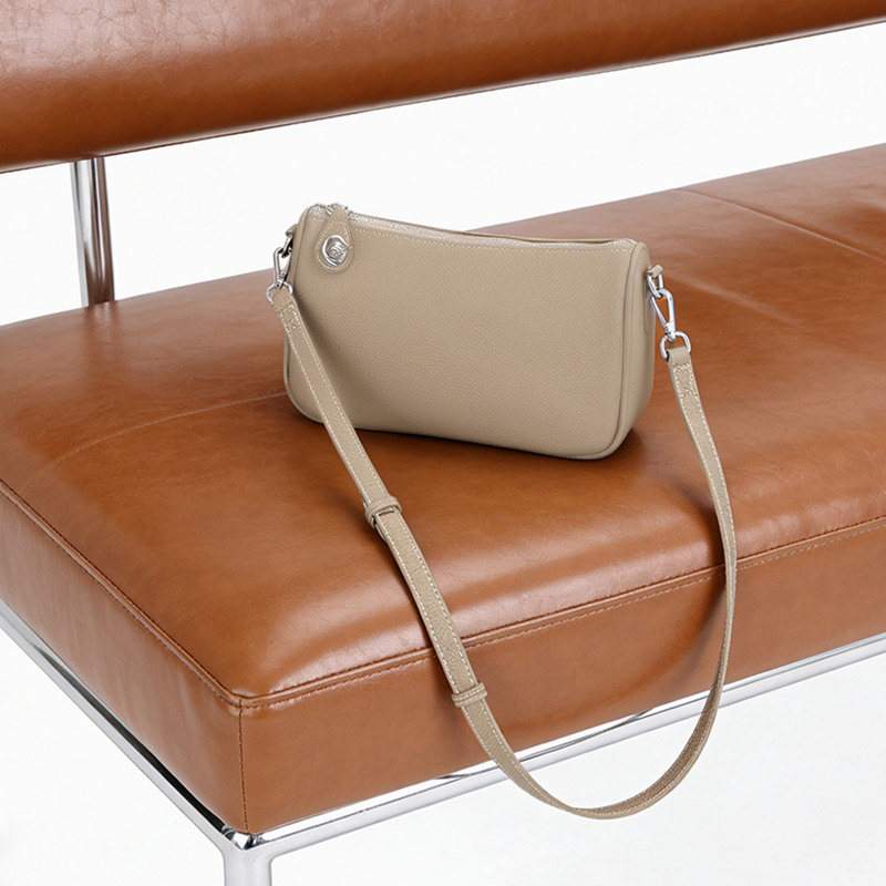 Women's Cowhide Pebbled Zip Shoulder Crossbody Bag