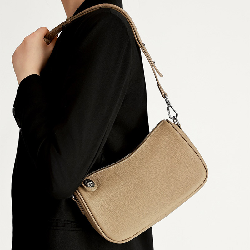 Women's Cowhide Pebbled Zip Shoulder Crossbody Bag