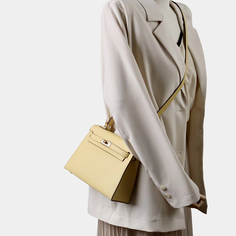 Women's Split Leather Epsom Padlock Top Handle Bag
