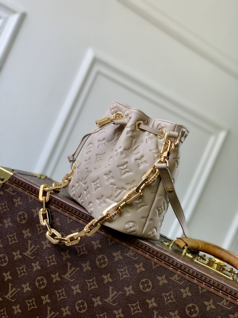 Women's Lambskin Embbossed Busket Bags