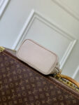 Women's Lambskin Embbossed Busket Bags