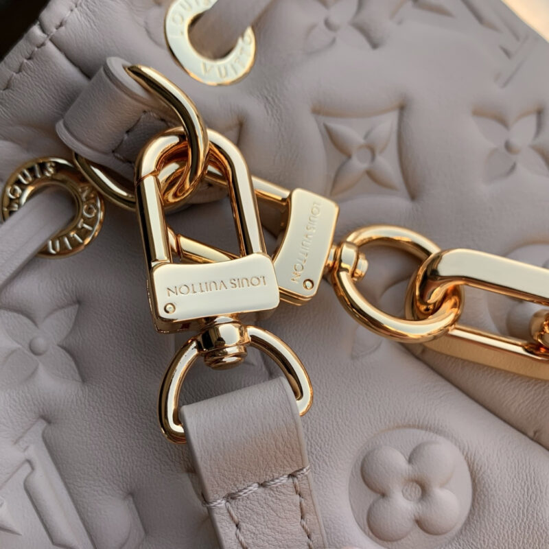 Women's Lambskin Embbossed Busket Bags