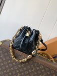 Women's Lambskin Embbossed Busket Bags